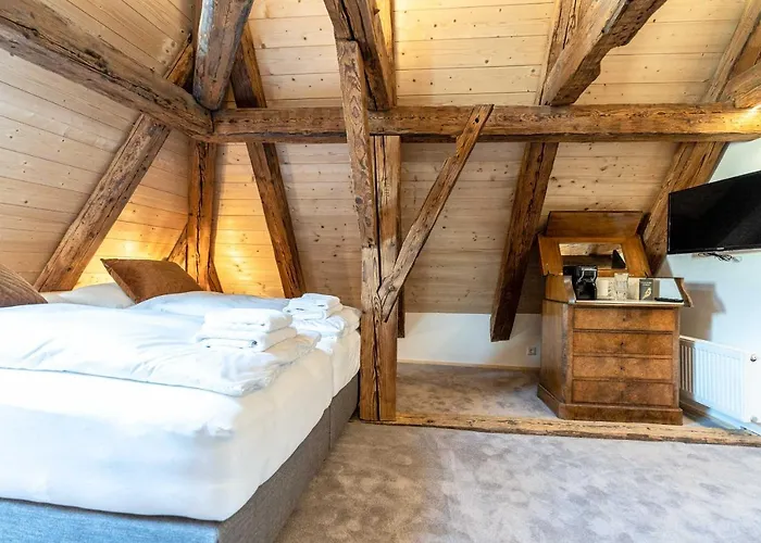 Altstadthotel Bachbraeu